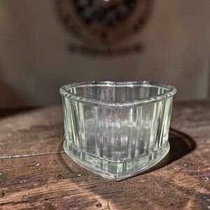 FTDA Clear Heart Glass Dish 1982,‎ Vintage Trinket Holder, Jewelry Candy Bowl